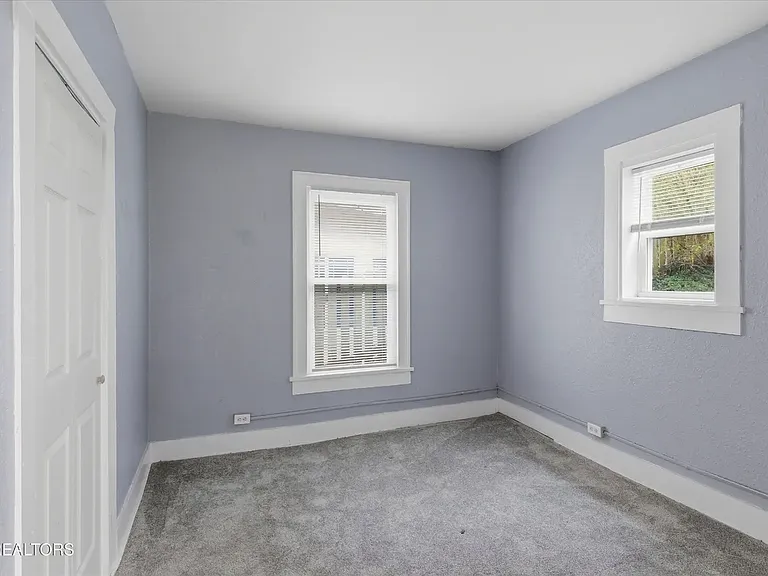 5301 Ross Rd — Photo 15