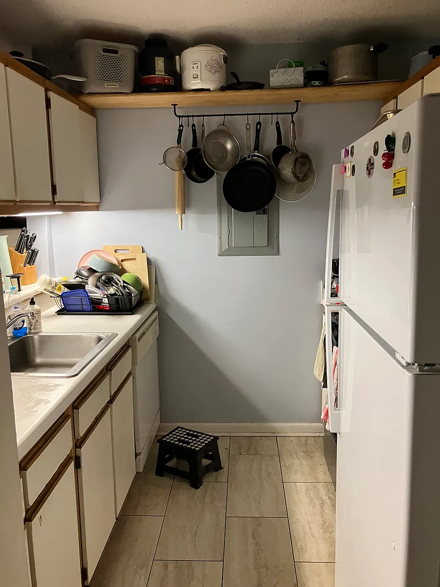 Building Photo - 1231 University Ct #301