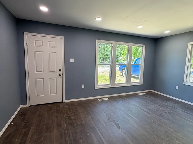 12603 Summerland Ave — Photo 8