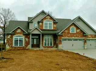 520 Auburn Trace Ln, O Fallon, MO 63376