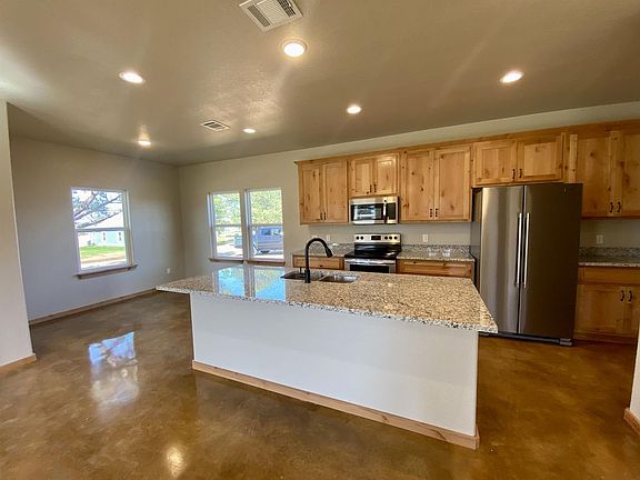 3rd image of 108 Rosanky Cattle Company Rd #B2