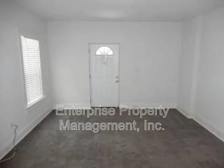 2360 Forest Ave #4 — Photo 4