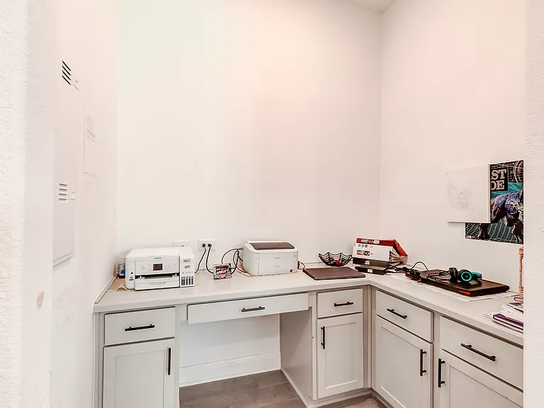 2824 Stone Branch Dr — Photo 7