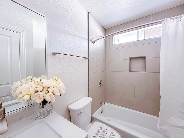 831 S Greenwood Ave #11 — Photo 12