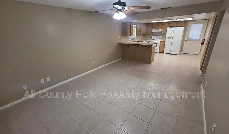 4917 Malibu Ct — Photo 4