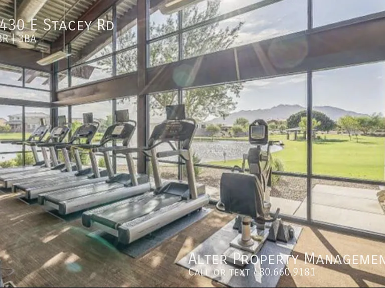 2430 E Stacey Rd — Photo 45
