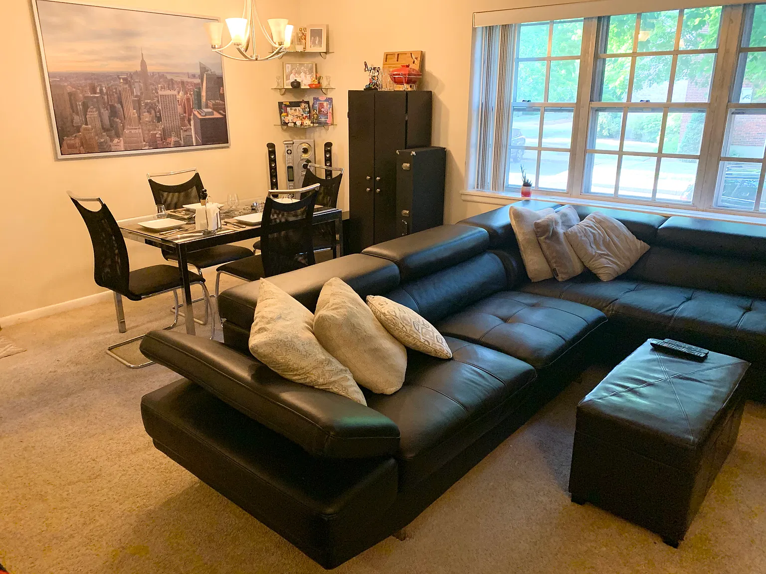 2 bed, 826 sqft, $2,950 — Photo 1