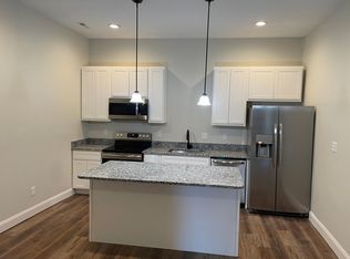 2736 Sidney St #A, Saint Louis, MO 63118