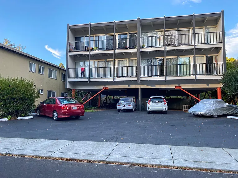360 Jean St #5 — Photo 22