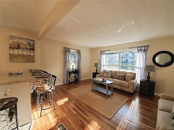 3rd image of 115 Cook Dr