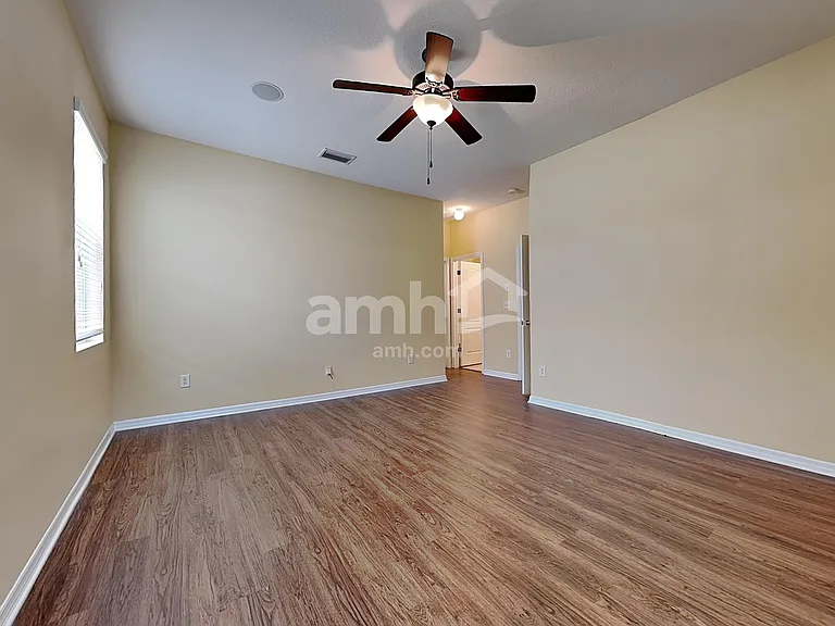 515 Corbett Bluff Dr — Photo 9