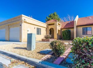 11601 Ash St, Apple Valley, CA 92308