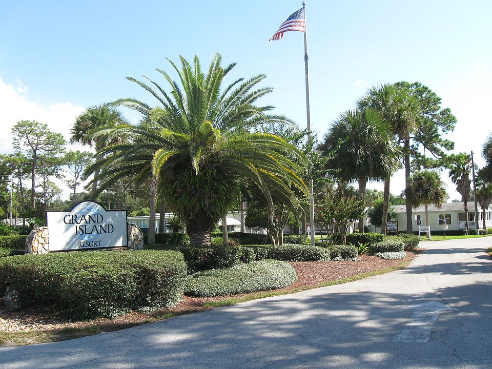1st image of 36150 Palm Breeze Ln