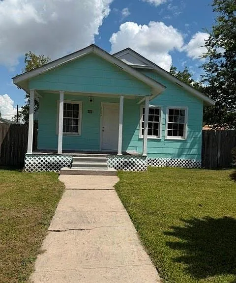 512 Stimpson St — Photo 1