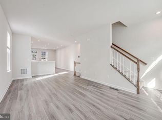 18339 Reaper Hill Ct, Triangle, VA 22172