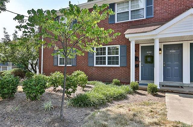 1st image of 8902 N Swan Cir