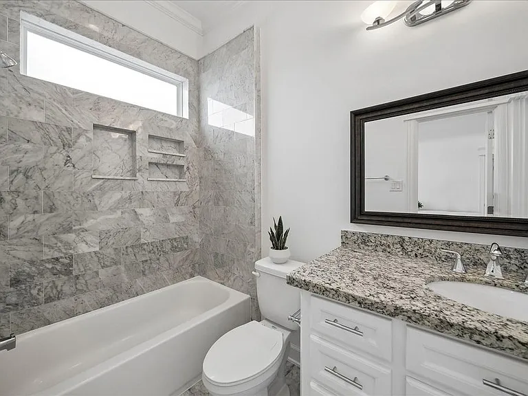 621 Rutland St #D — Photo 12