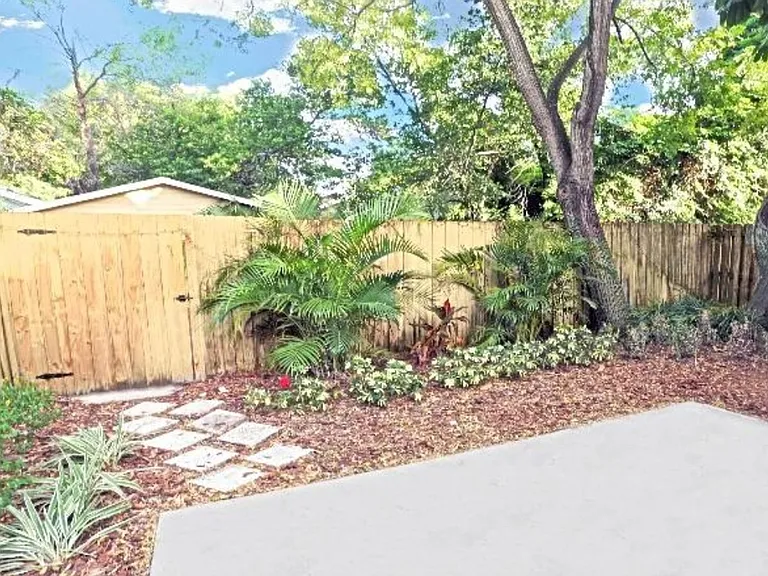 406 S Westland Ave — Photo 46