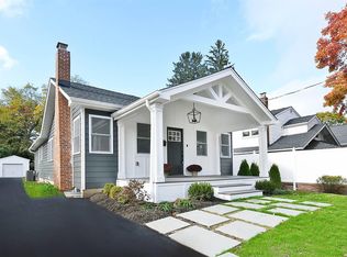 61 Willow Ave, Huntington, NY 11743