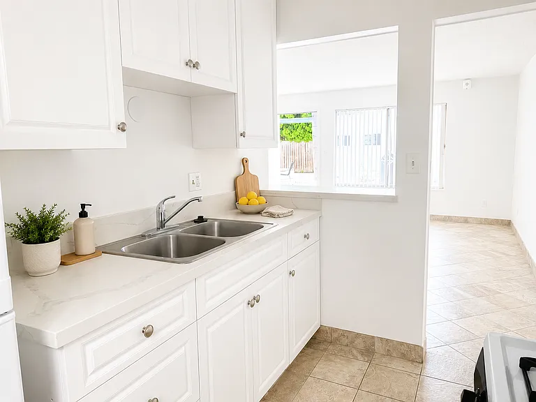 4525 Florida St #4 — Photo 2
