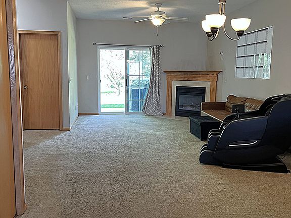 3rd image of 2852 Brewers Ln