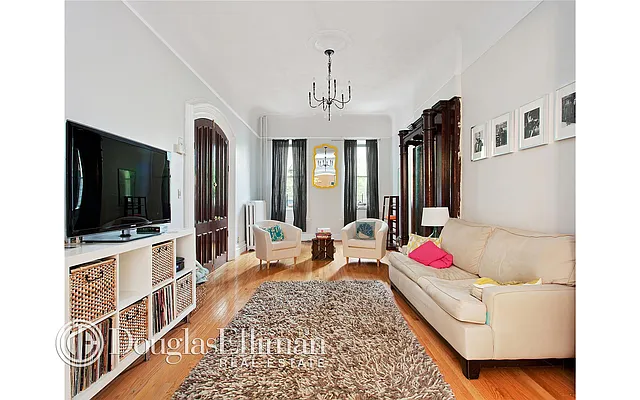 Rented by Douglas Elliman | media 61