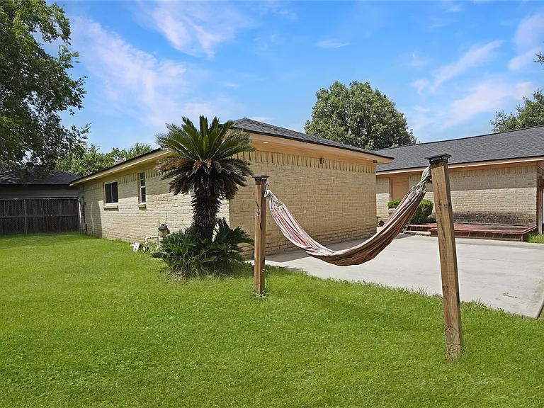 17119 Mellow Ridge Dr — Photo 31