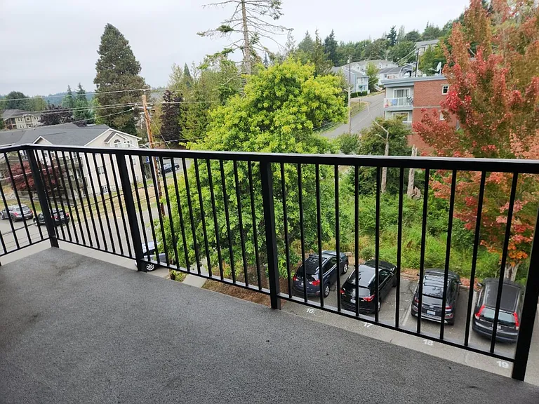 Kendal Court Apartments, 2 Bedroom, 1 Bathroom Apartments for Rent! — Photo 66