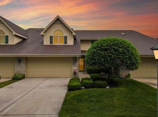 524 Pinehurst Ln, Schererville, IN 46375