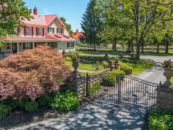 38527 Rickard Rd, Lovettsville, VA 20180