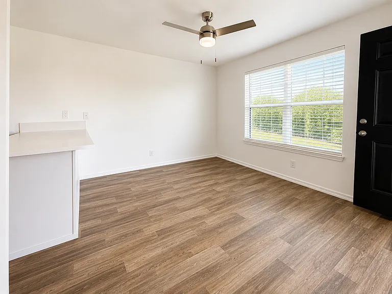 Alderview Apartments — Photo 11
