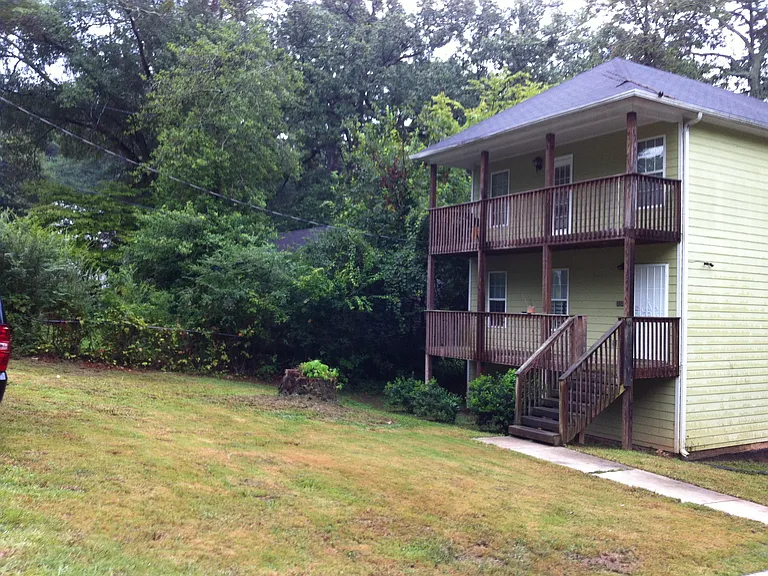 2064 Arlington Cir NW #B1 — Photo 7