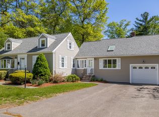 3 Walnut Rd, Chelmsford, MA 01824