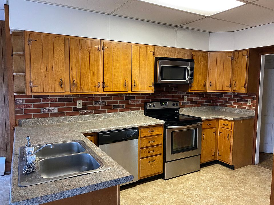 1st image of 40 Hill St #40