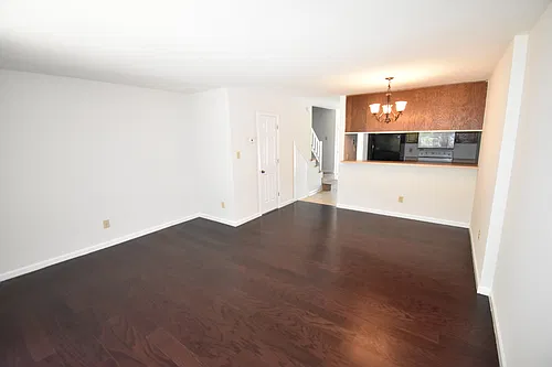 Floor plan 244-11