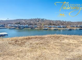 12 Tuscany Dr, Camdenton, MO 65020