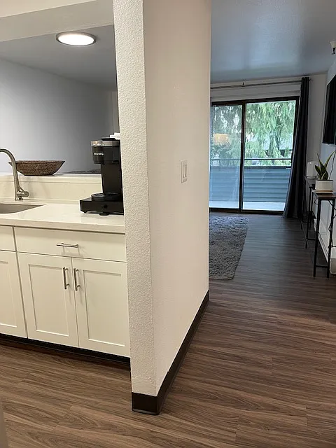 Park Place Apartments — Photo 4