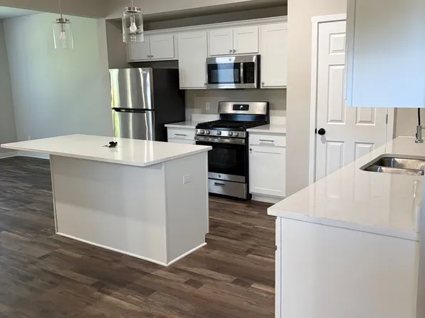 White Oak Estates LLC, 1324 S Main St #1324, Lake Mills, WI 53551