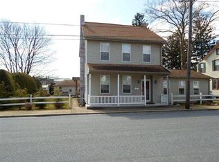 10 W Park Ave, Myerstown, PA 17067