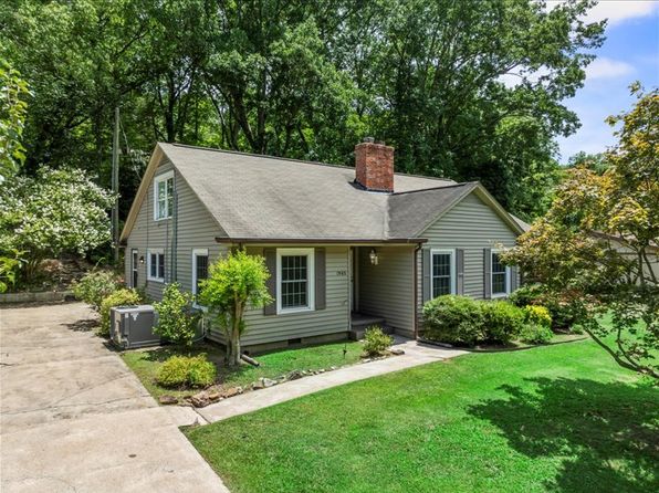1905 Sunset Dr