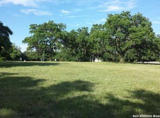 2150 Universal City Blvd, Universal city, TX 78148