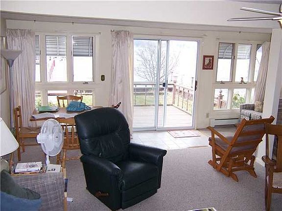 5th image of 7473 Field St