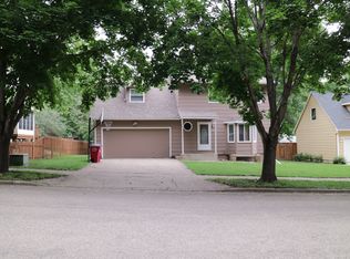 6004 W 40th St, Sioux Falls, SD 57106
