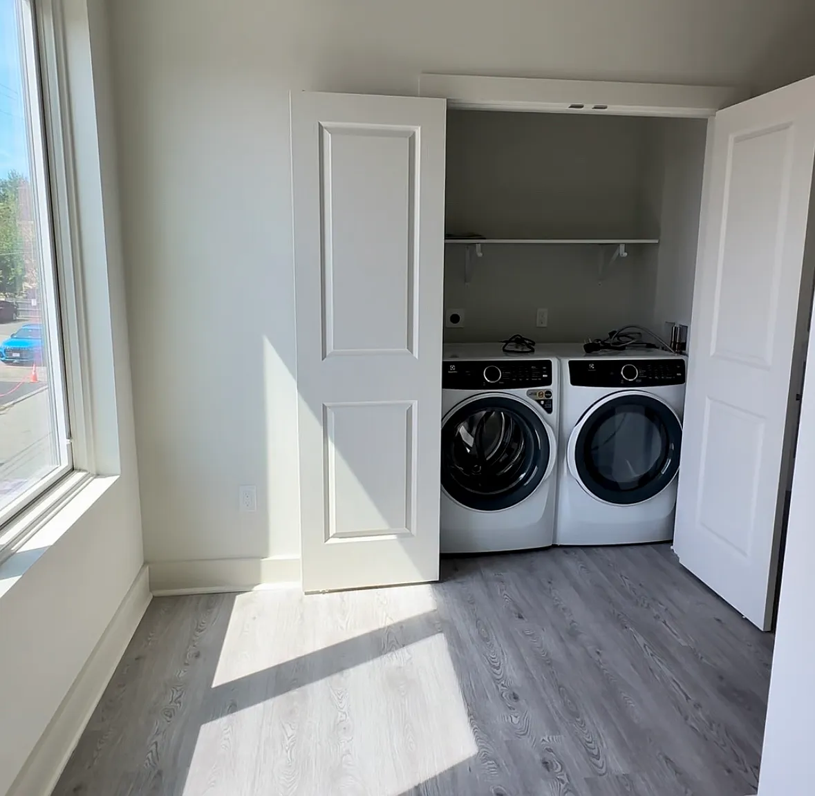 1 bed, 763 sqft, $2,100 — Photo 3