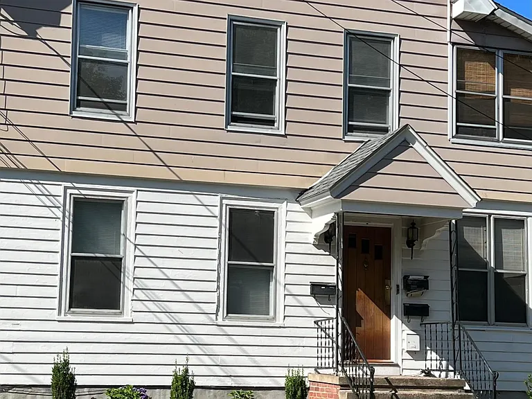 15 Christian St — Photo 22
