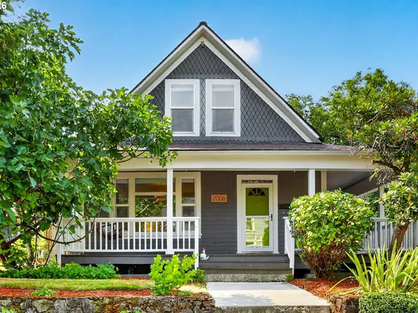 2006 NE Liberty St, Portland, OR 97211