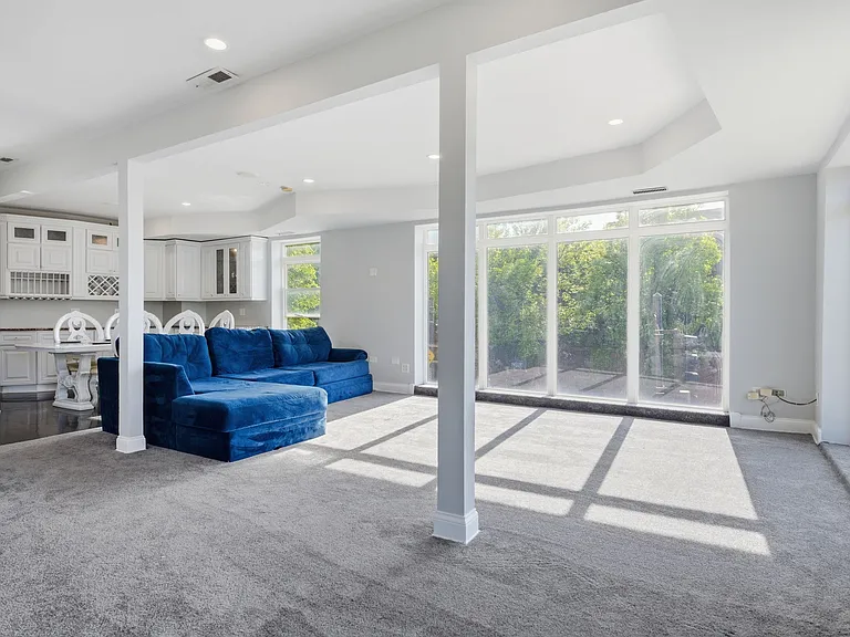4159 W Fullerton Ave #2 — Photo 9