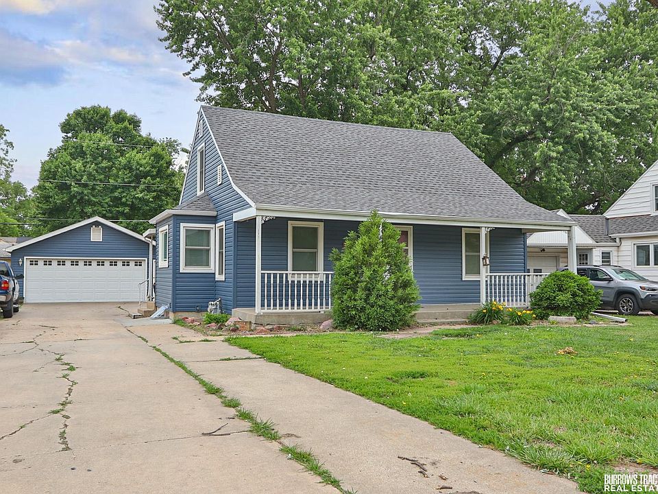 1st image of 1107 N 13th St