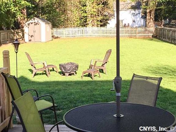 3rd image of 22 Seneca St