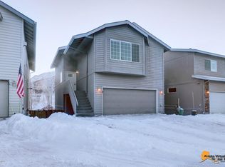 20444 Granite Park Cir, Eagle River, AK 99577